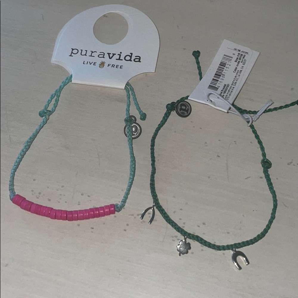 2 Pura Vida Bracelets
